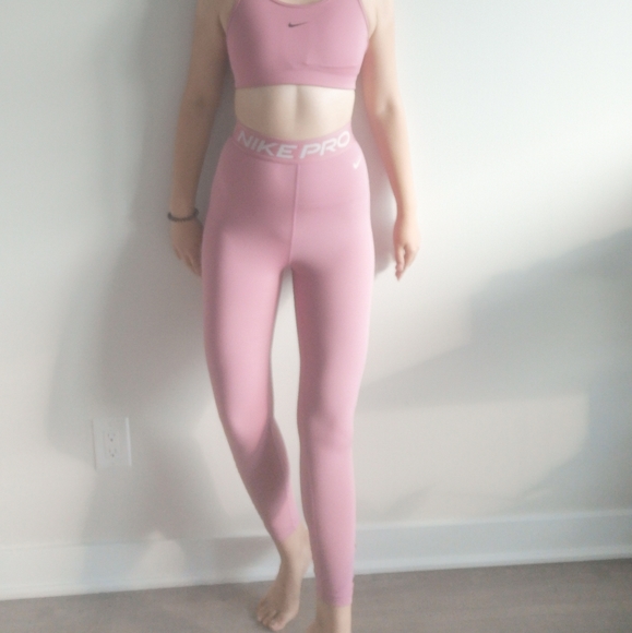 Nike workout set - Picture 4 of 6